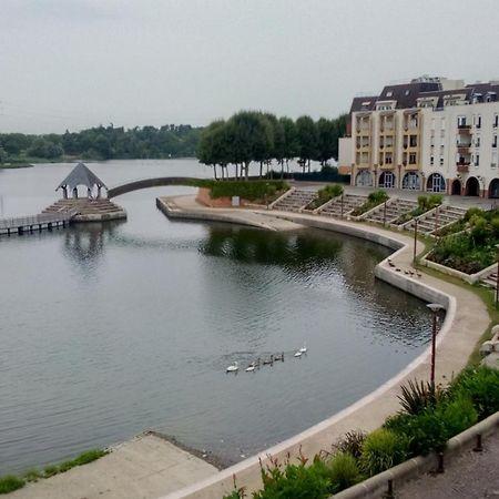 Vue Exceptionnelle Sur Le Lac Créteil Екстериор снимка